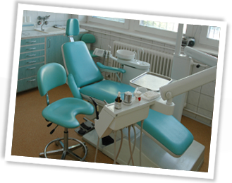 denti, dentista, Sopron, Ungheria, odontoiatria estetica, inlay, impianti, paradontologia, implantologia, turismo dentistico, ambulatorio dentistico, odontoiatria sostitutiva, odontoiatria estetica, chirurgia plastica, chirurgia orale, corone, ponti, protesi, intarsio, studio dentistico, servizio completo, risparmio